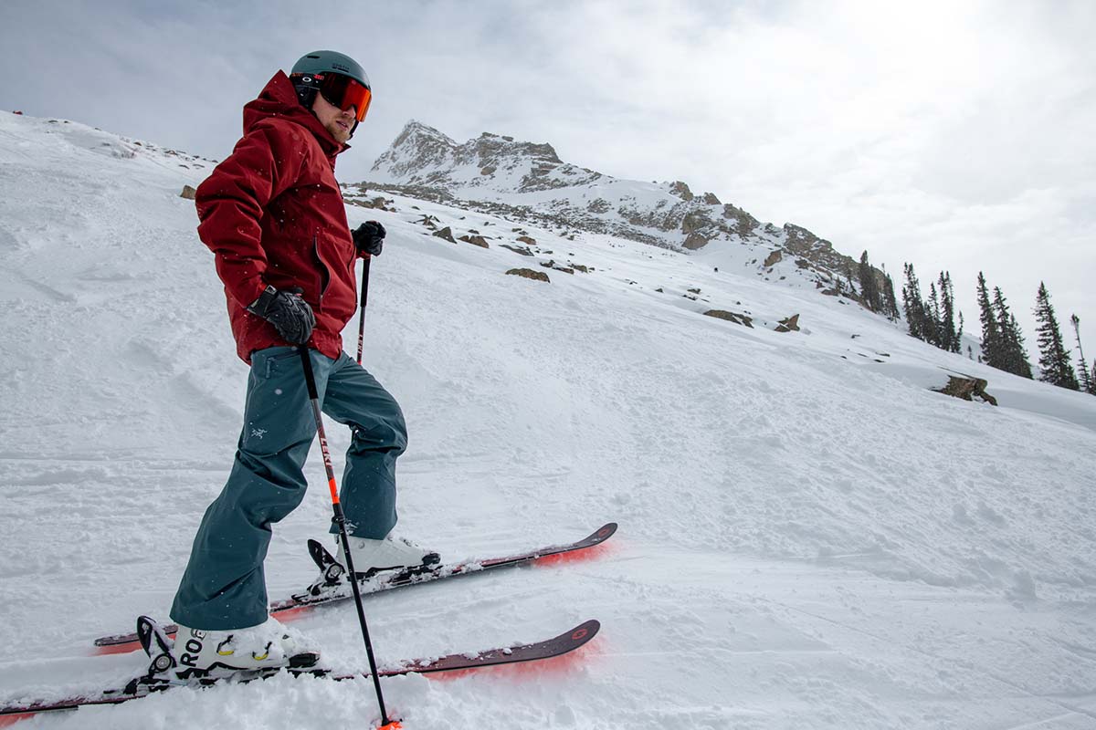 Patagonia Primo Puff Ski Snowboard Jacket (standing near mountain)