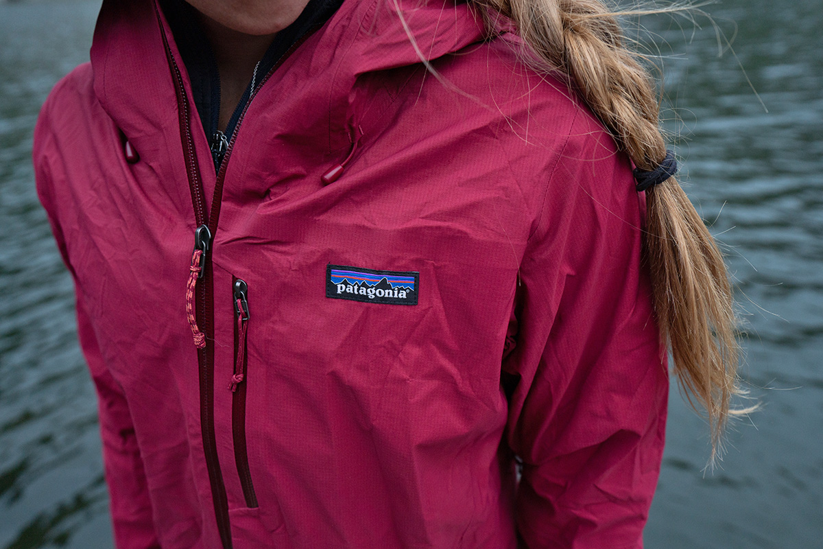 Patagonia Rainshadow rain jacket (Patagonia logo)
