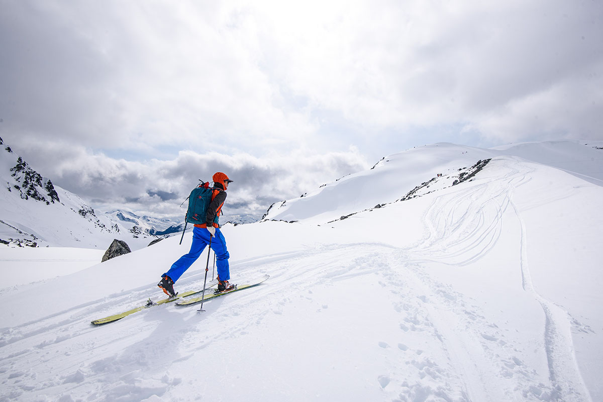 Patagonia Stormstride Pants (standing in snowy mountains)Patagonia Stormstride Pants (skinning uphill)