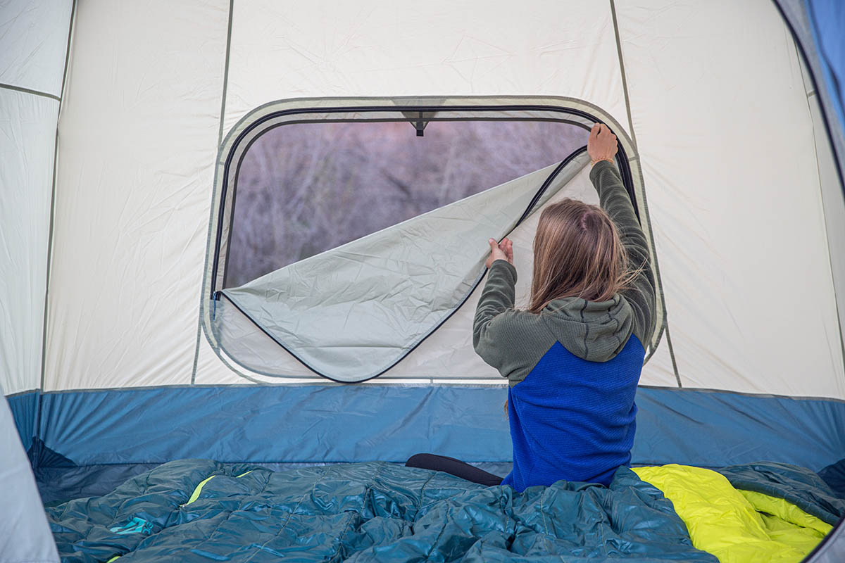 ​​REI Co-op Skyward 4 camping tent (mesh window)
