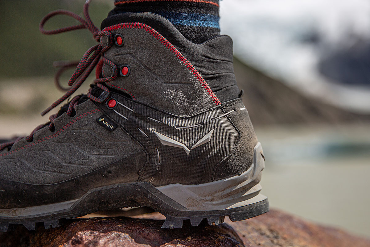 Salewa MTN Trainer Mid GTX hiking boot (closeup from side)