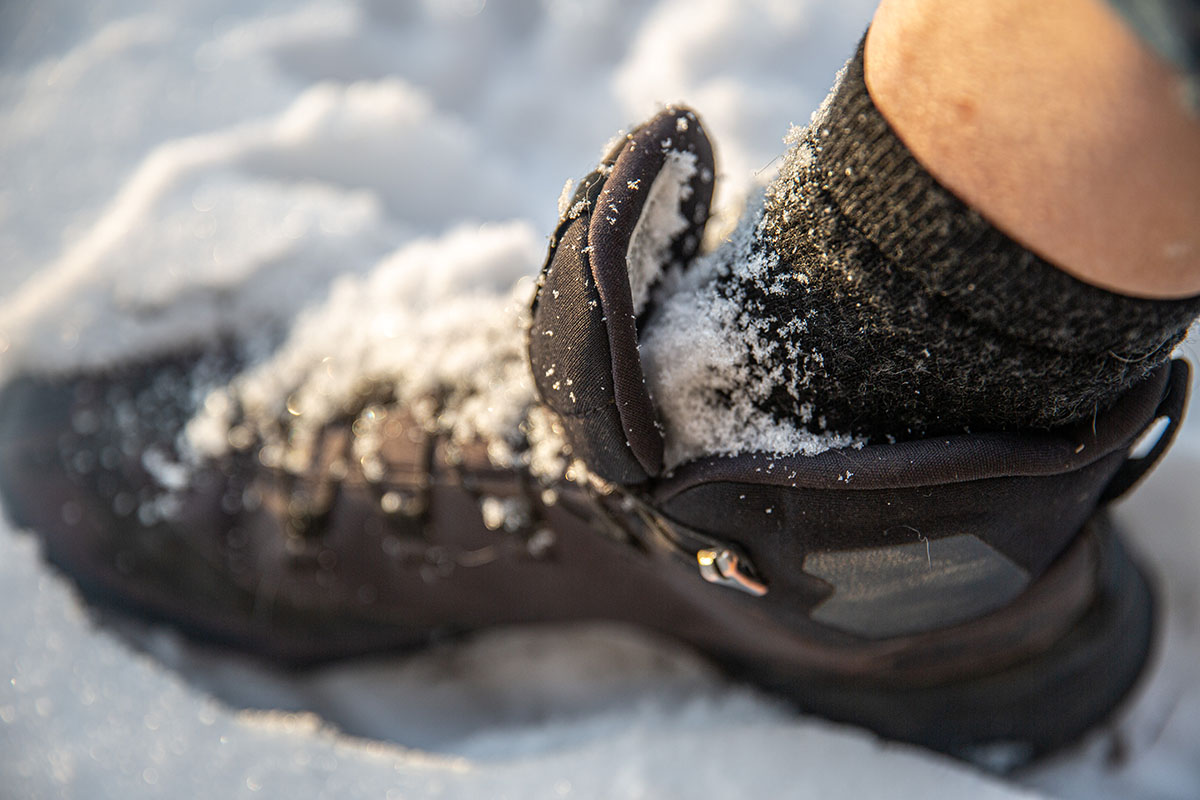 Salomon Cross Hike 2 Mid GTX hiknig boot (covered in snow)