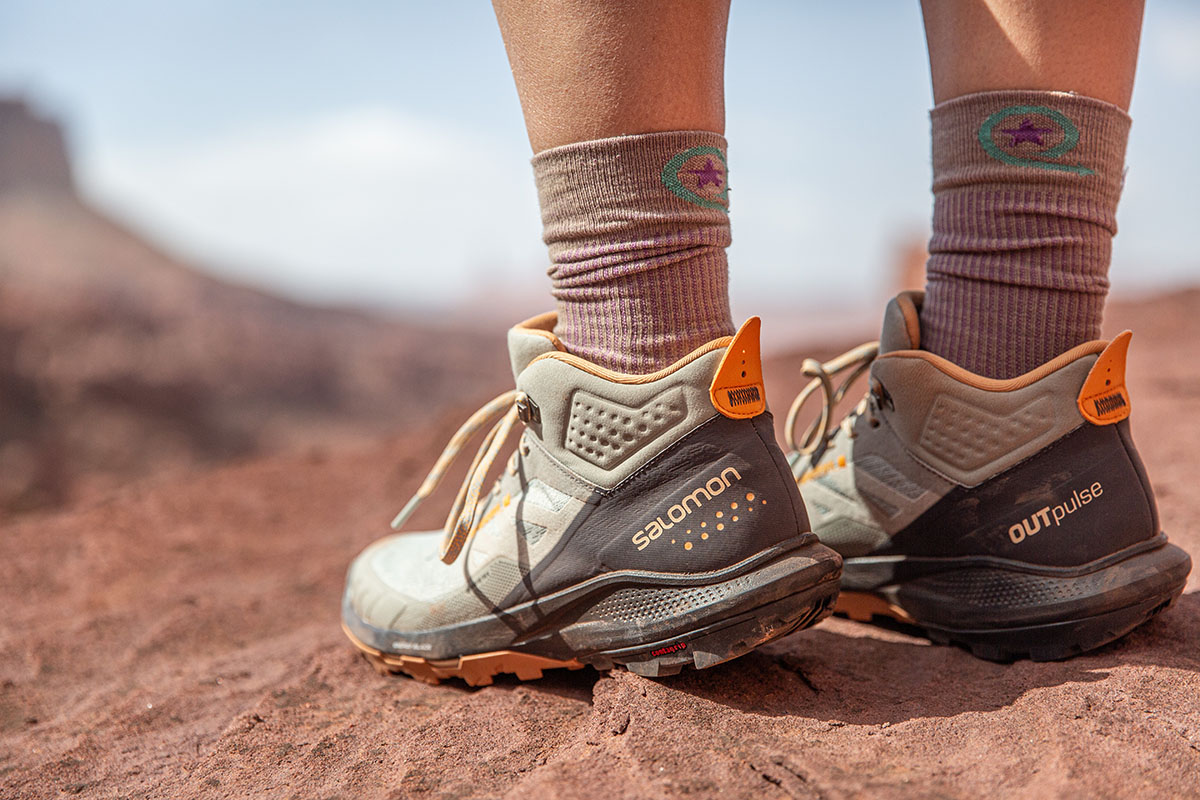 Salomon OUTpulse Mid GTX hiking boot (closeup from back)