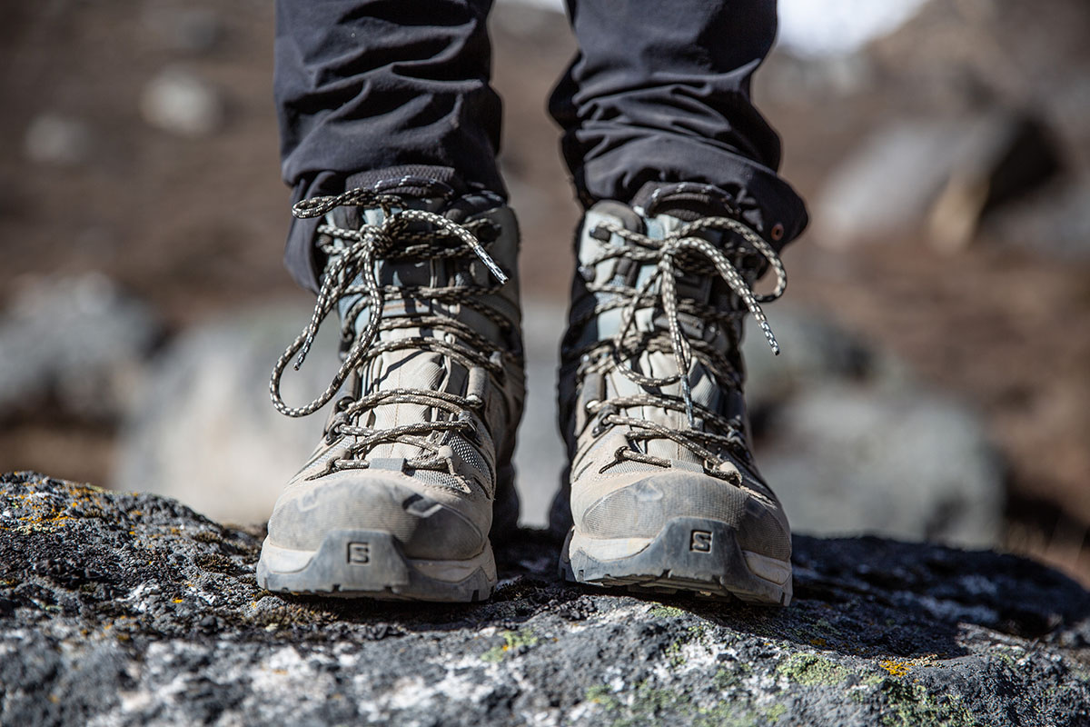 Salomon Quest 4 GTX hiking boots (closeup from front)