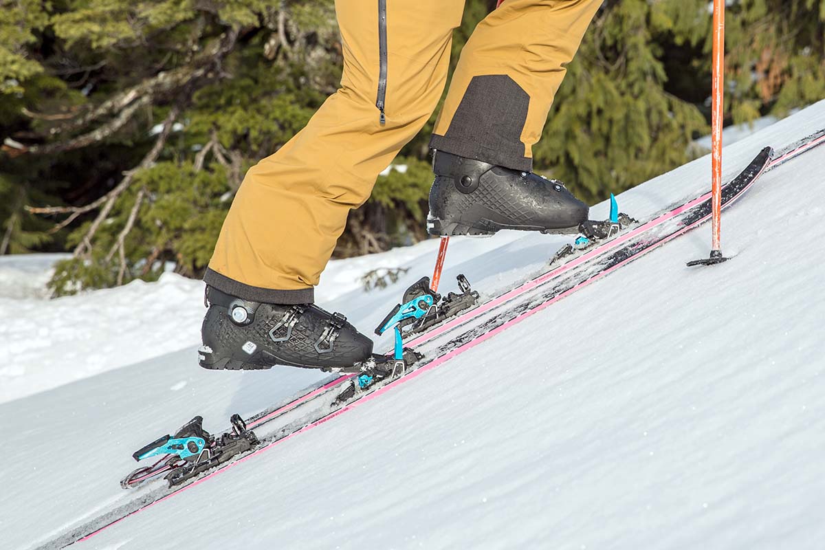 Salomon SLab Shift MNC 13 ski binding (skinning uphill)