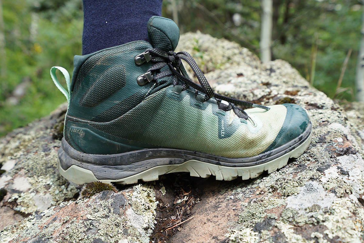 Salomon Vaya Mid GTX hiking boot (from side)
