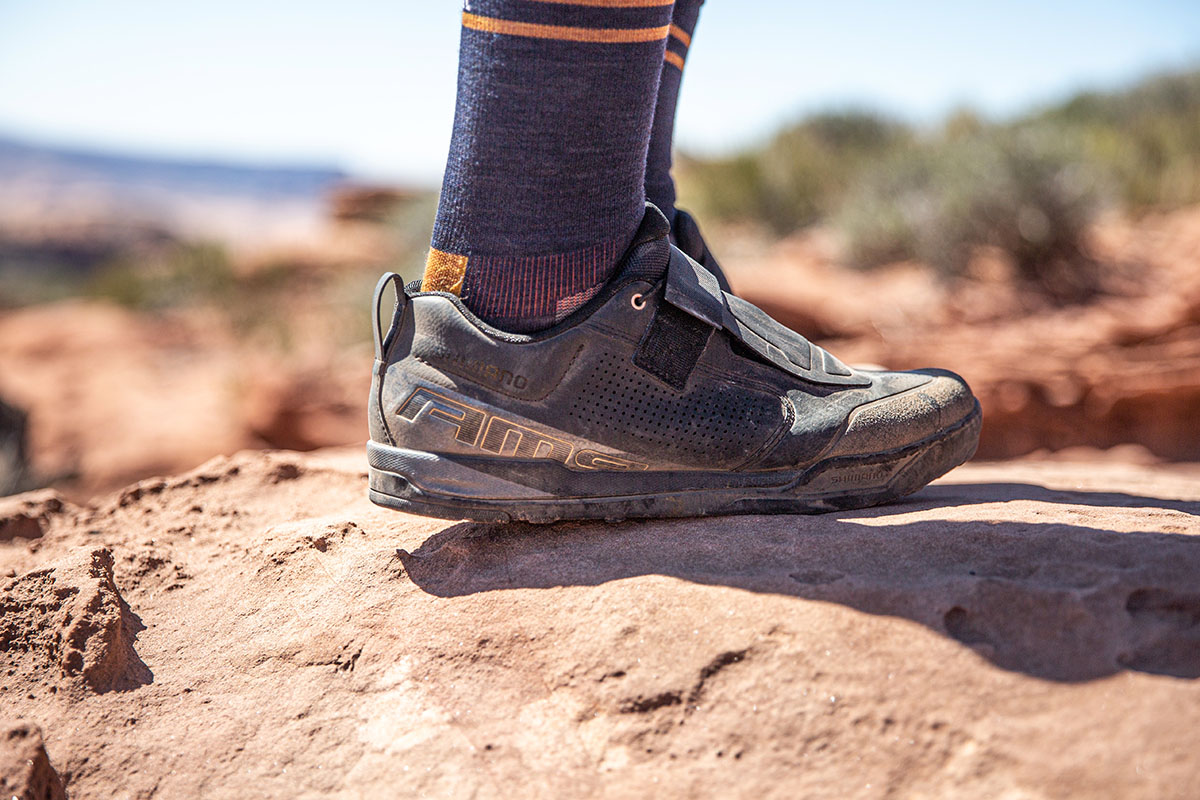 Shimano SH-AM903 mountain bike shoe (in Utah desert)