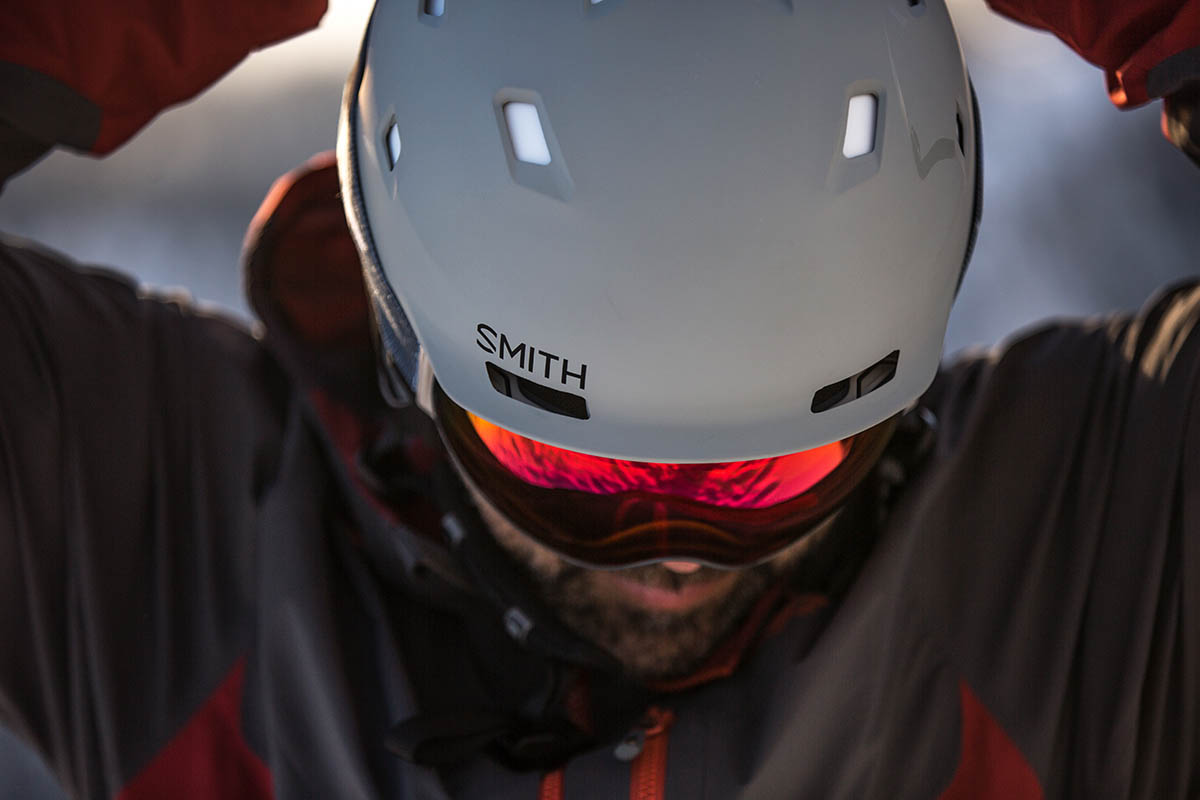 Smith Quantum MIPS helmet (vents and logo)