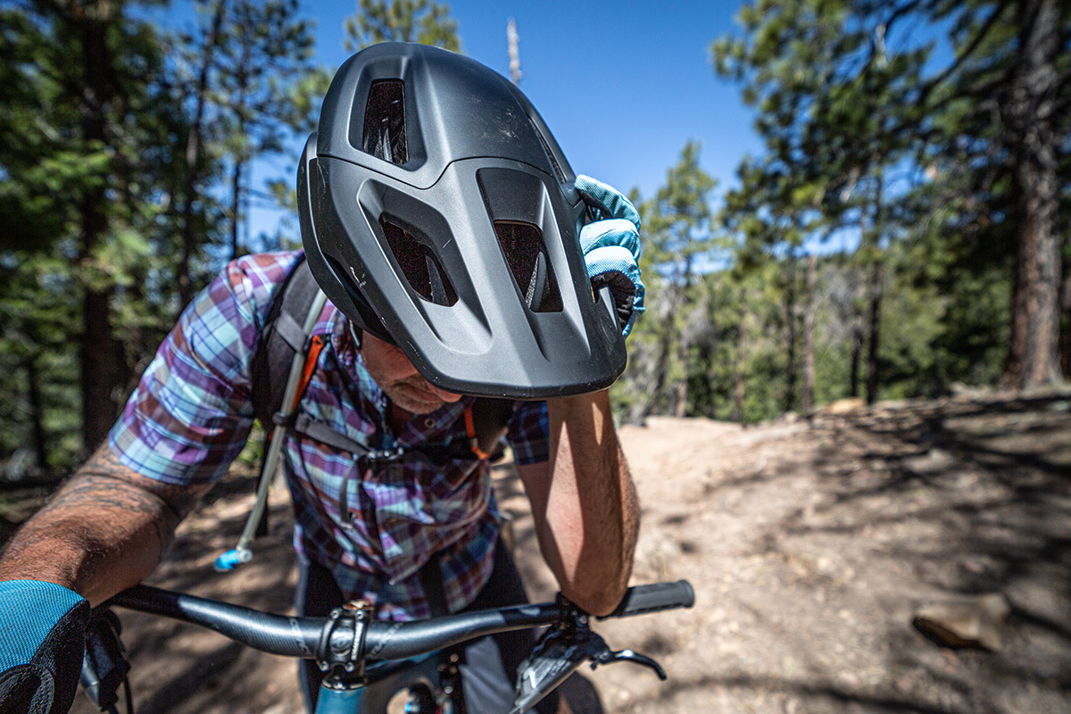 Specialized Ambush 2 helmet (ventilation on top)