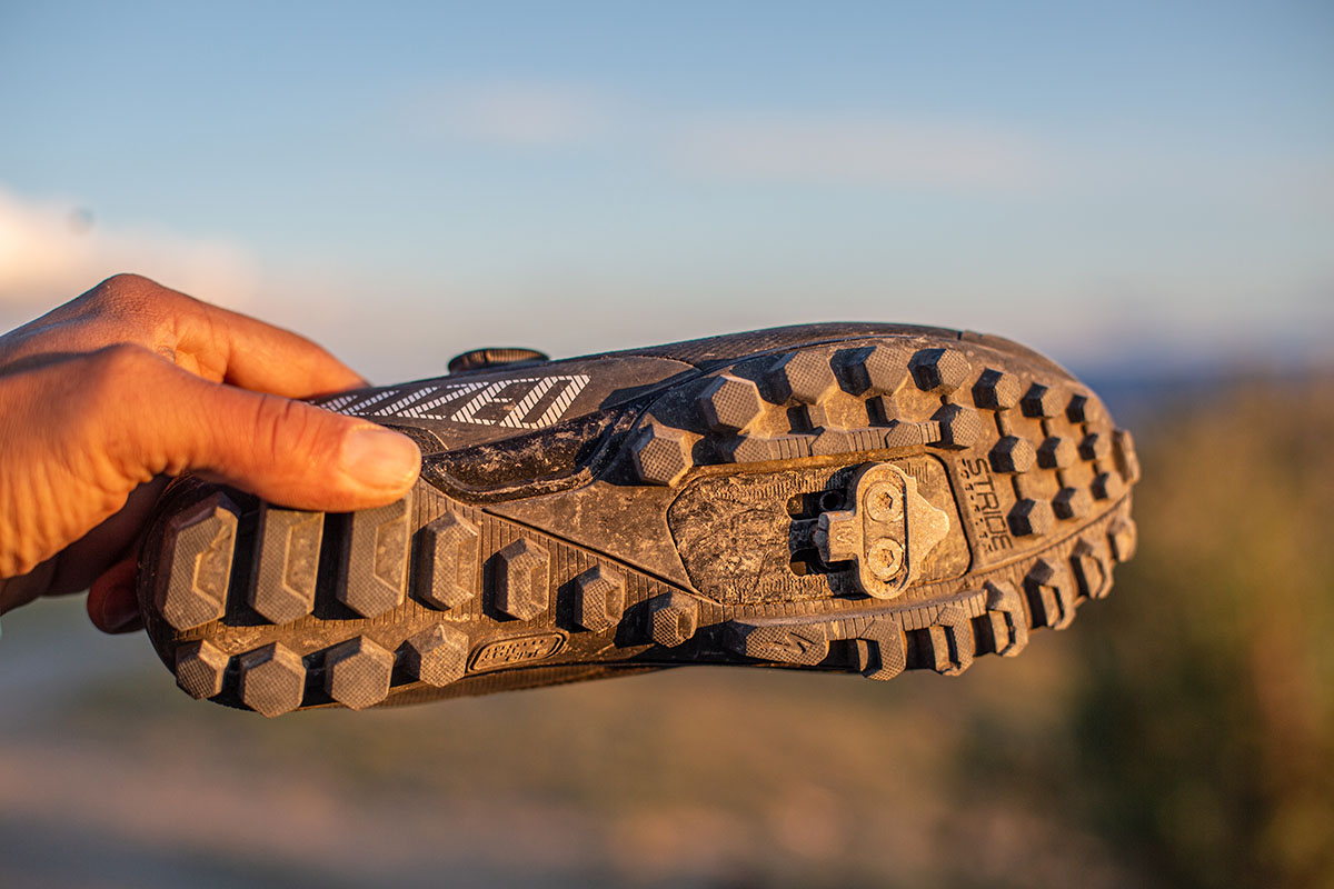 Specialized Recon 2.0 mountain bike shoe (traction shot)