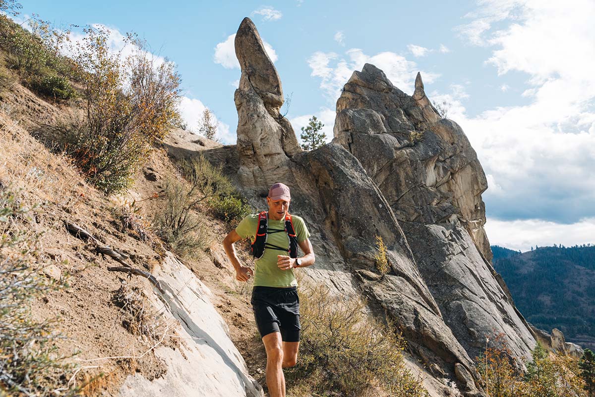 Running at Peshastin Pinnacles (Suunto Vertical Titanium Solar)