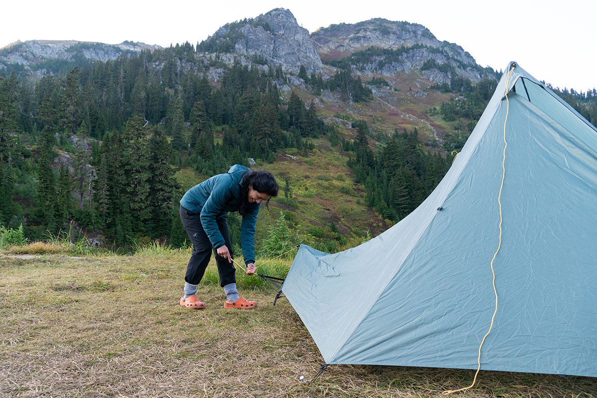​​Tarptent StratoSpire 2 (staking out tent)