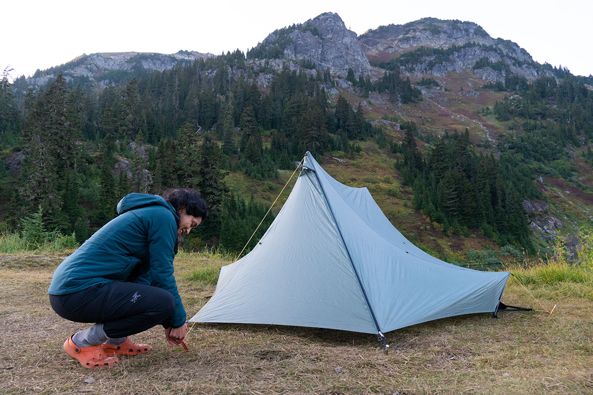 Tarptent StratoSpire 2 (staking out corner)