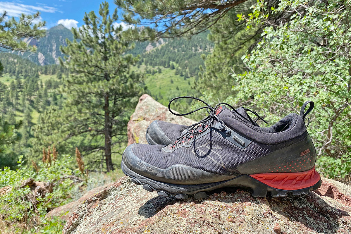 Tecnica Plasma S GTX hiking shoe (side upper detail 2)