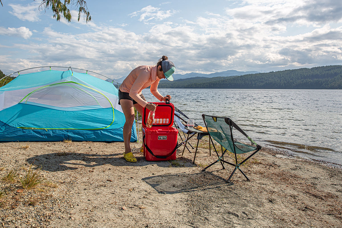 YETI Roadie Cooler 24 Camp Green