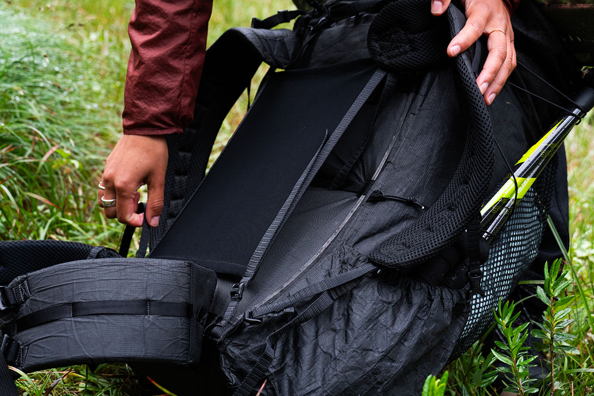 Zpacks Arc Haul Ultra 60L backpack (tweaking backpanel)