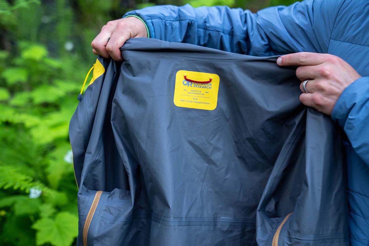 2.5-layer Gore-Tex Paclite membrane (Outdoor Research Foray II rain jacket)_0