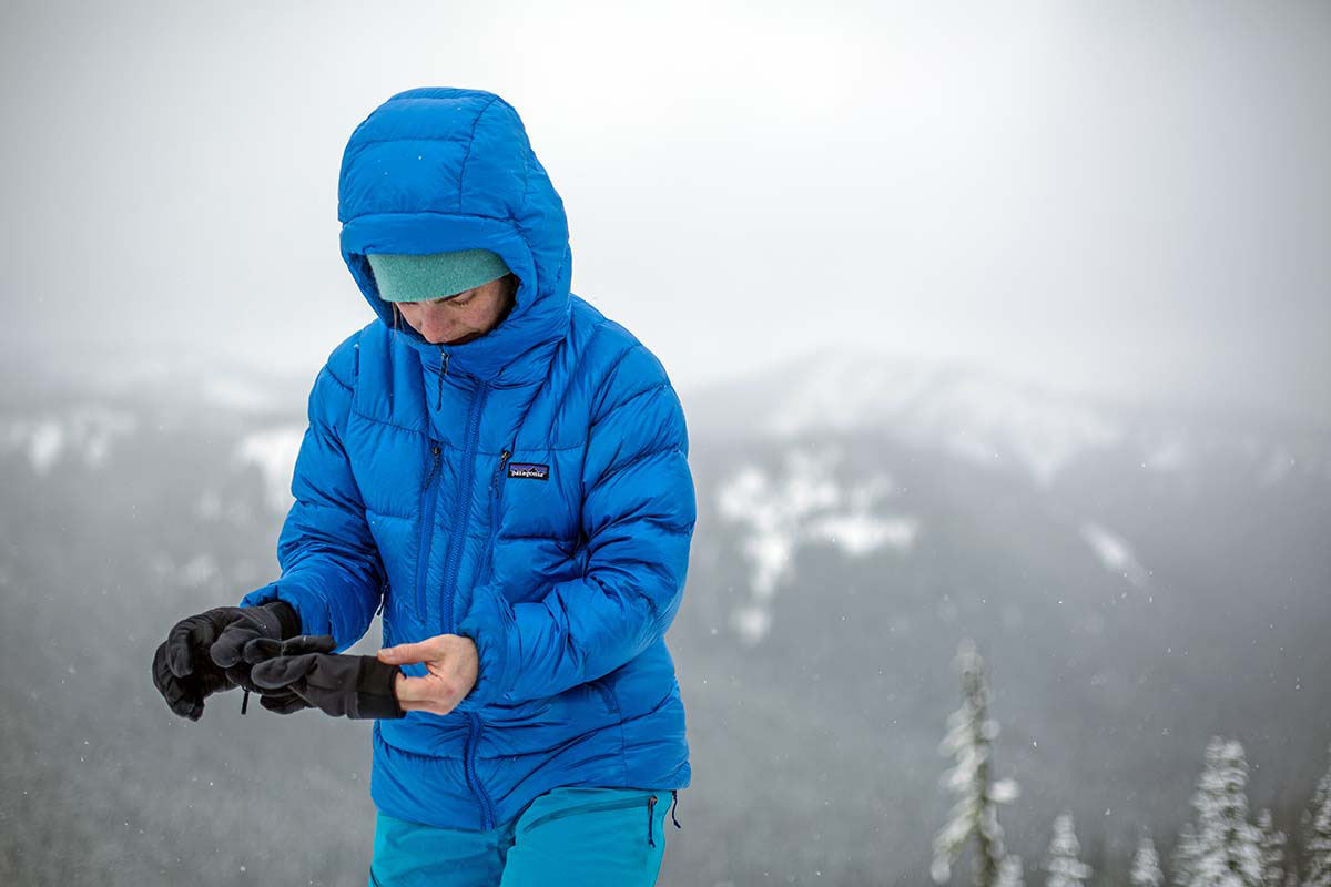 Down jacket (Patagonia Fitz Roy Down Hoody putting gloves on)