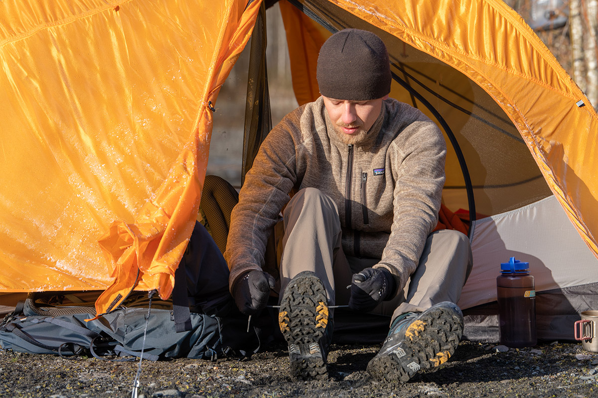 Outfits and Gear for Hiking and Backpacking in the Fall