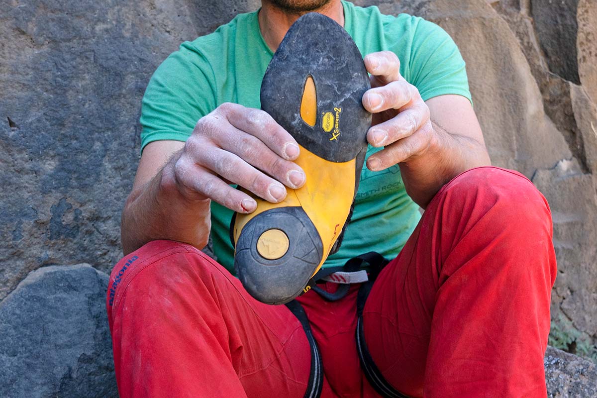 How to Choose Climbing Shoes (La Sportiva Skwama rubber)
