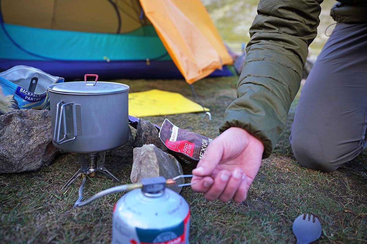 Non-integrated canister stove GSI Pinnacle (How to Choose a Backpacking Stove)