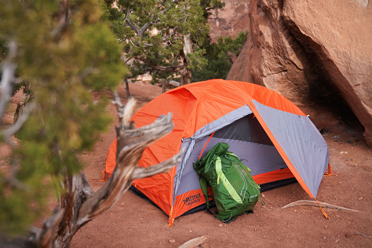 Backpacking tents (vestibule)