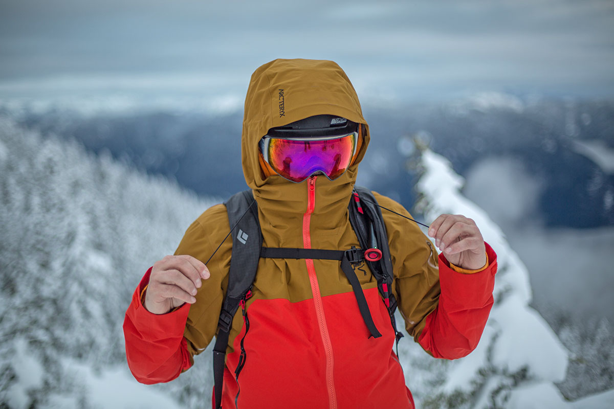 How to Choose a Ski Jacket (adjusting hood on Arc'teryx jacket)