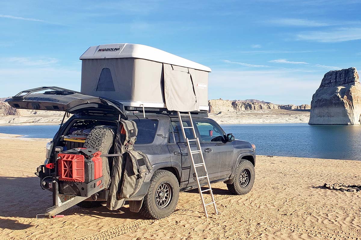 Autohome Maggiolina rooftop tent (camped on the beach)
