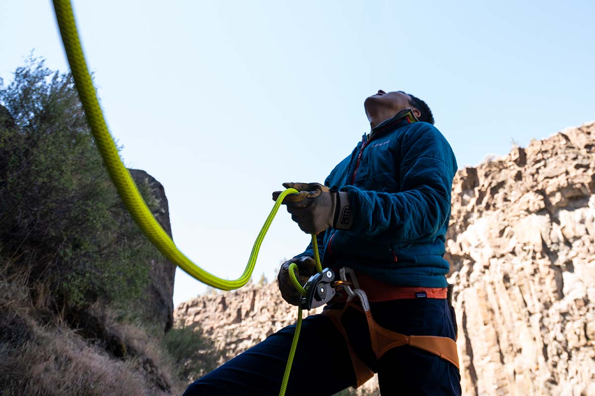 belaying climber with a petzl grigri (rope diameter)