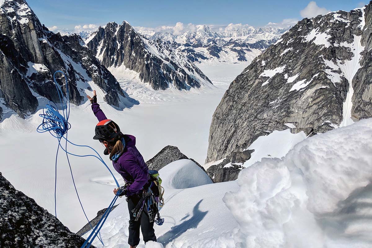 Alaska Range (rapelling)