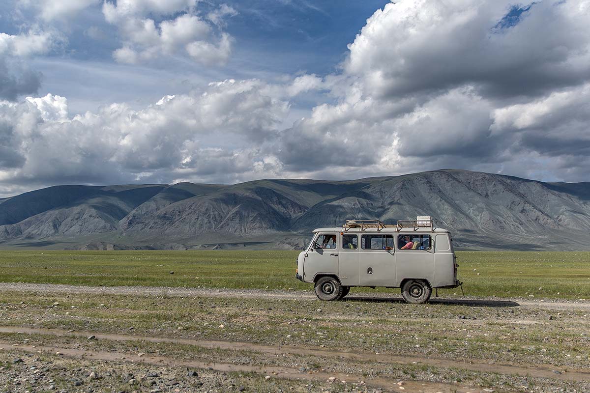 Altai Mountains (van driving 2)