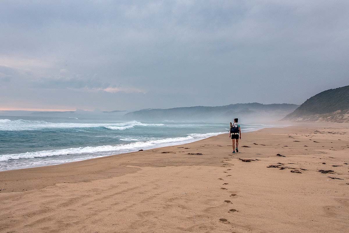 Great Ocean Walk (hiking on beach)