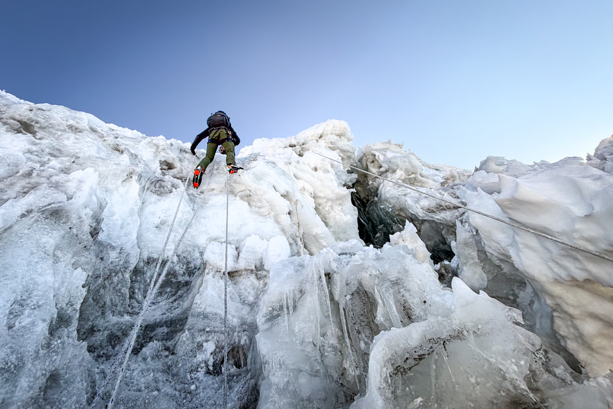 Nepal Trip Report (Climbing ice on Island Peak)