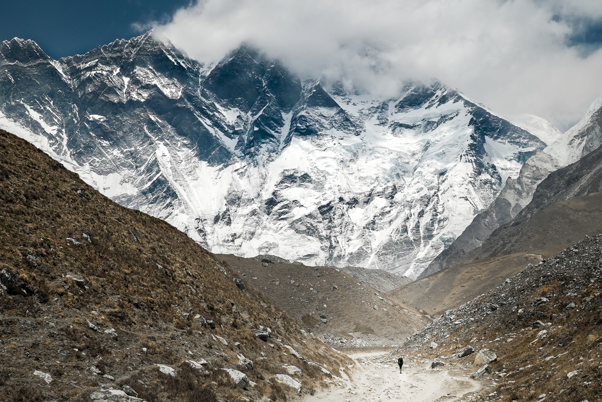 Nepal Trip Report (approaching the Lhotse wall on the way to Imja Tse)