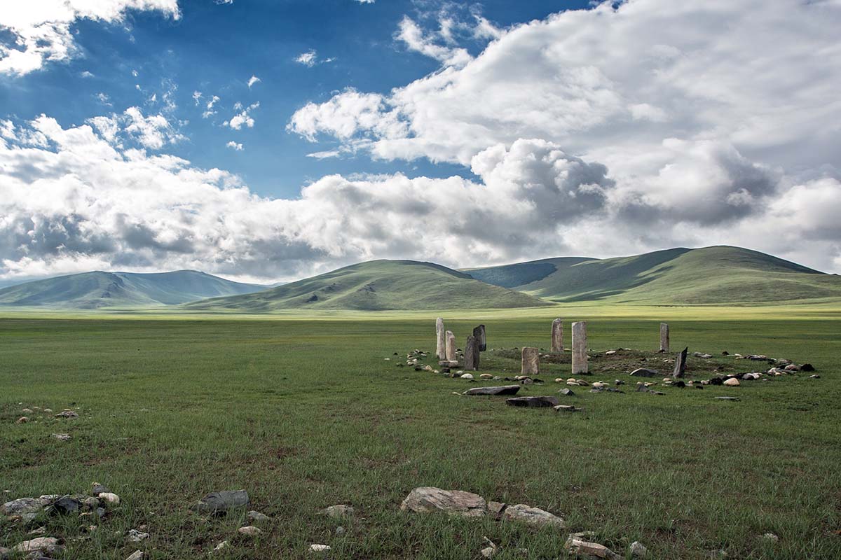 Khangai Traverse (culture)