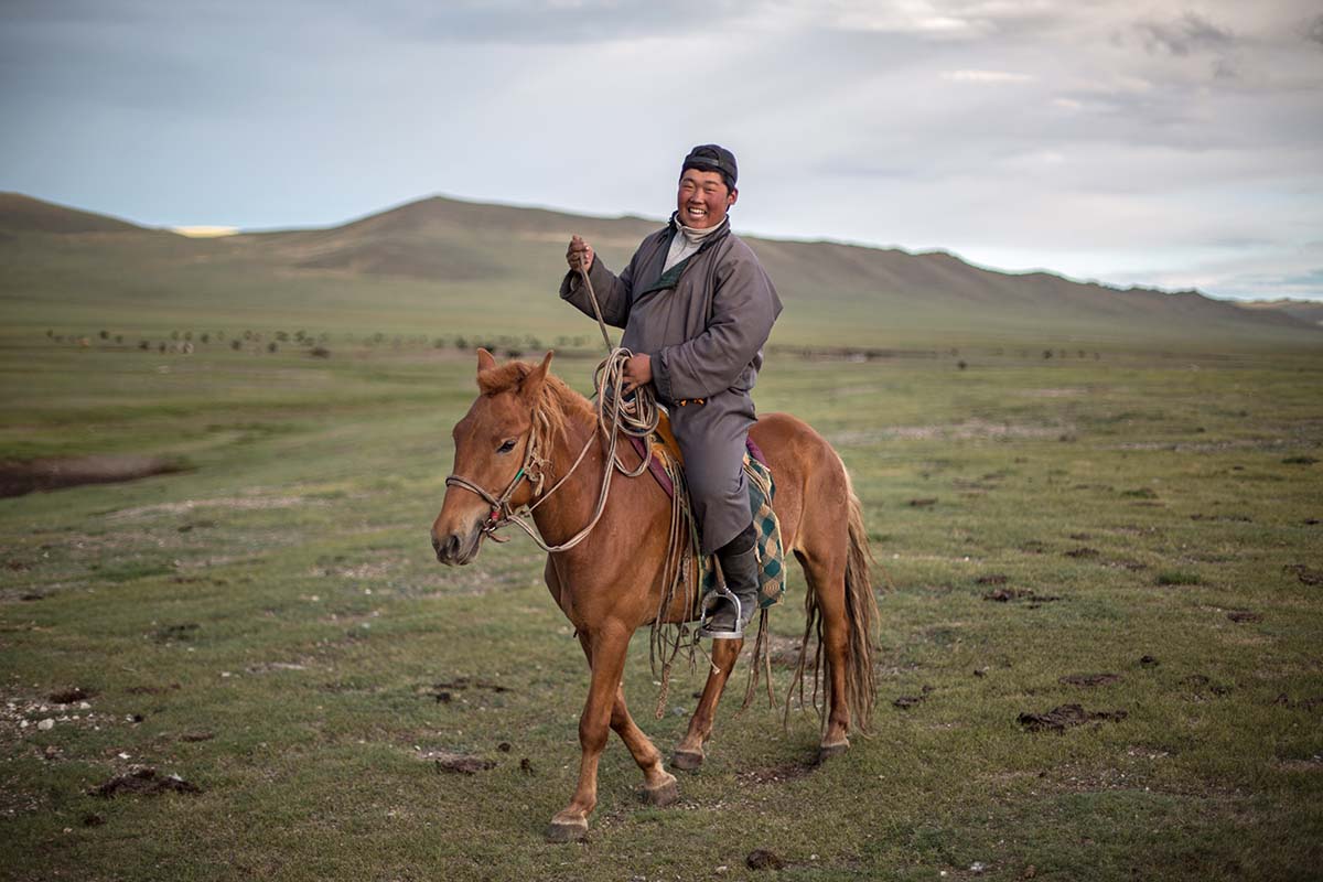 Khangai Traverse (man on horse 2)