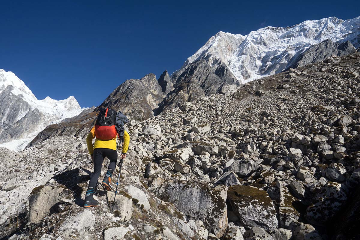 Panbari Himal Manaslu (approaching)