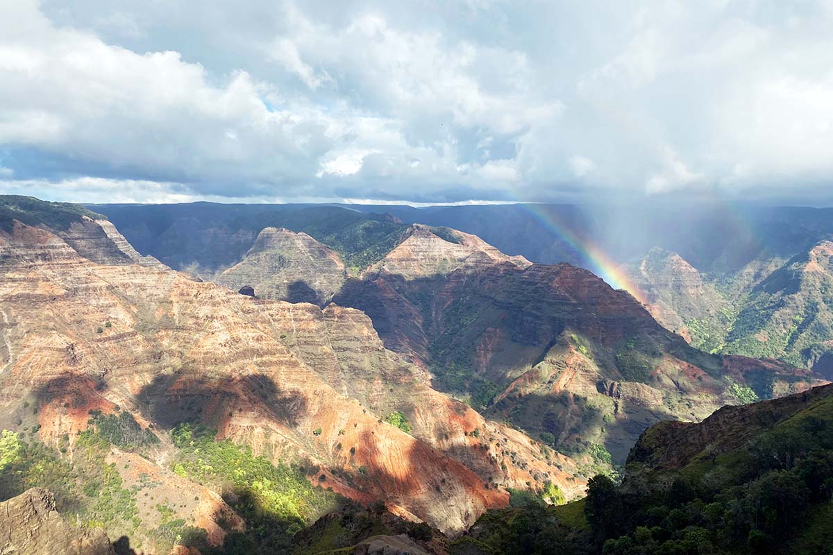 Rainbow in Waimea Canyon (Kaua'i)