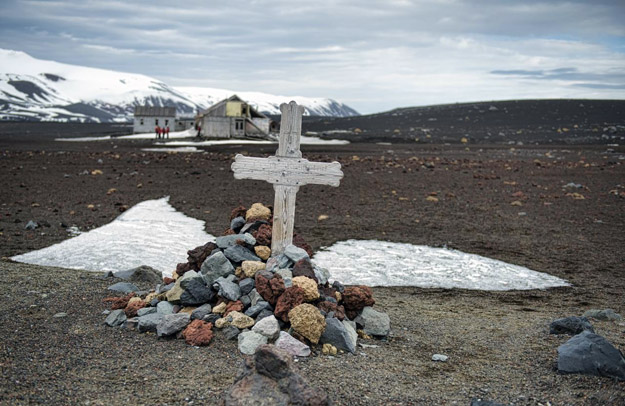 Antarctica Photos and Slideshow