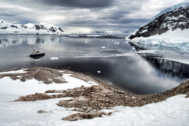 Antarctica Photos and Slideshow