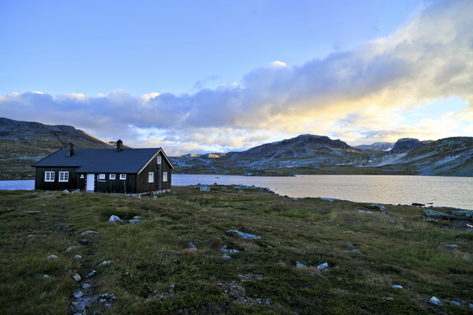 Hardangervidda - Hellevasbu Hut