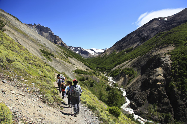 Hiking Base de los Torres