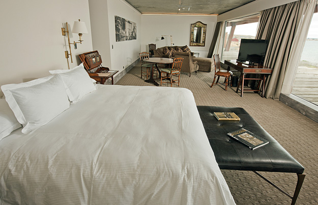 Singular Patagonia guest suite