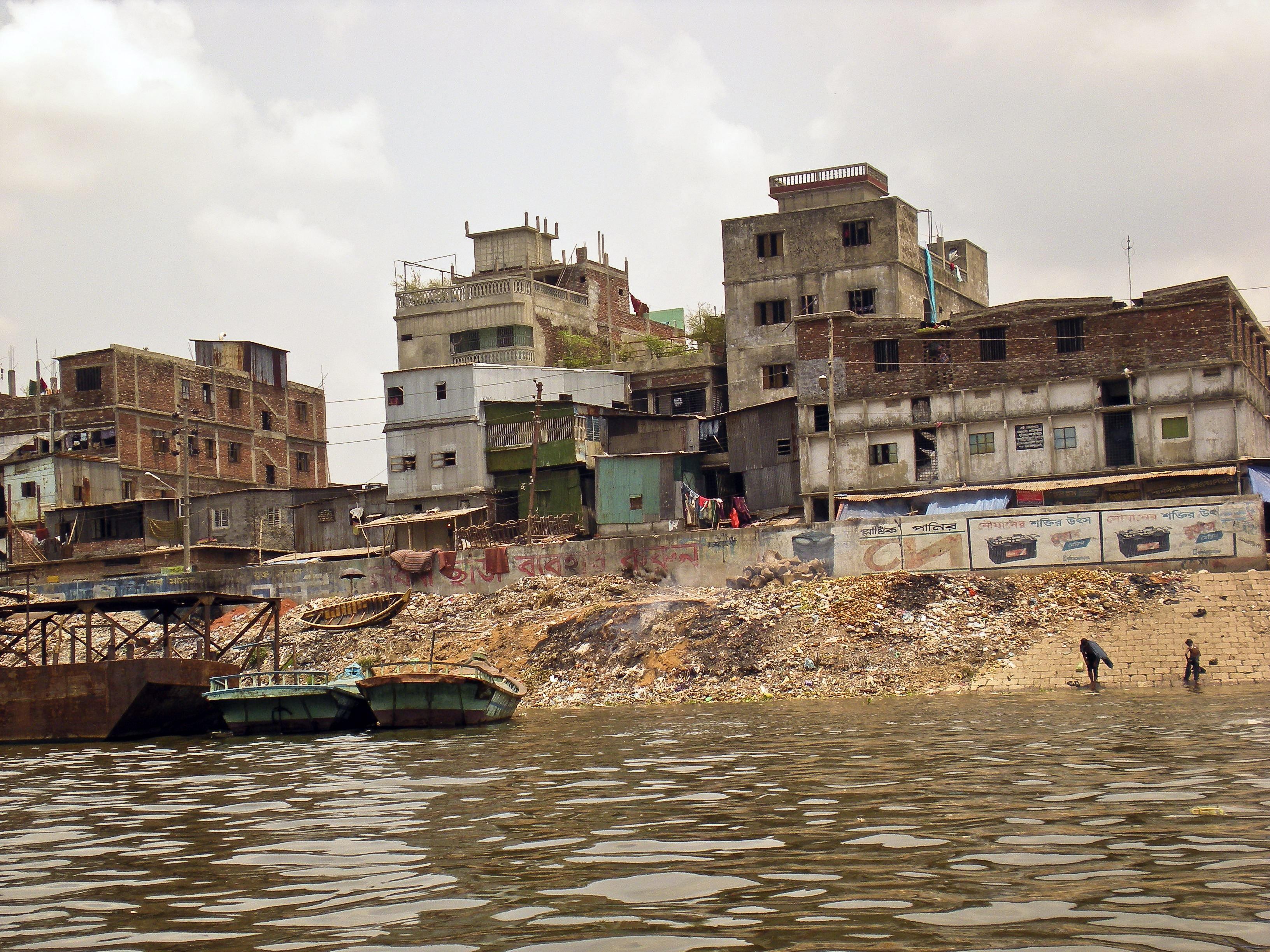 The Burigana River in Dhaka | Credit: David Wilkinson Bangladesh