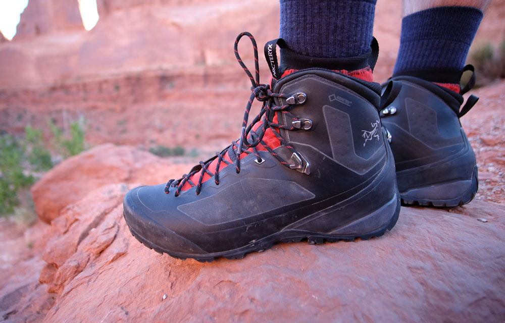 Arc'teryx Bora2 GTX Mid Hiking Boot side