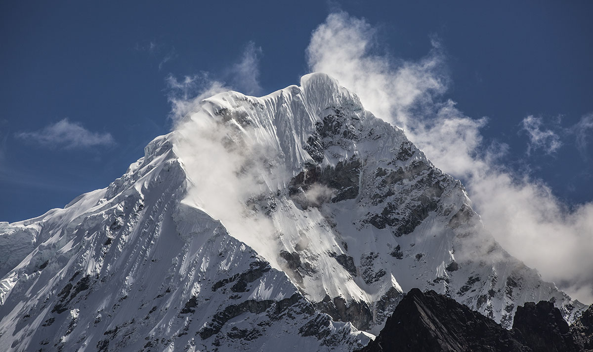  Cordillera Blanca (peak)