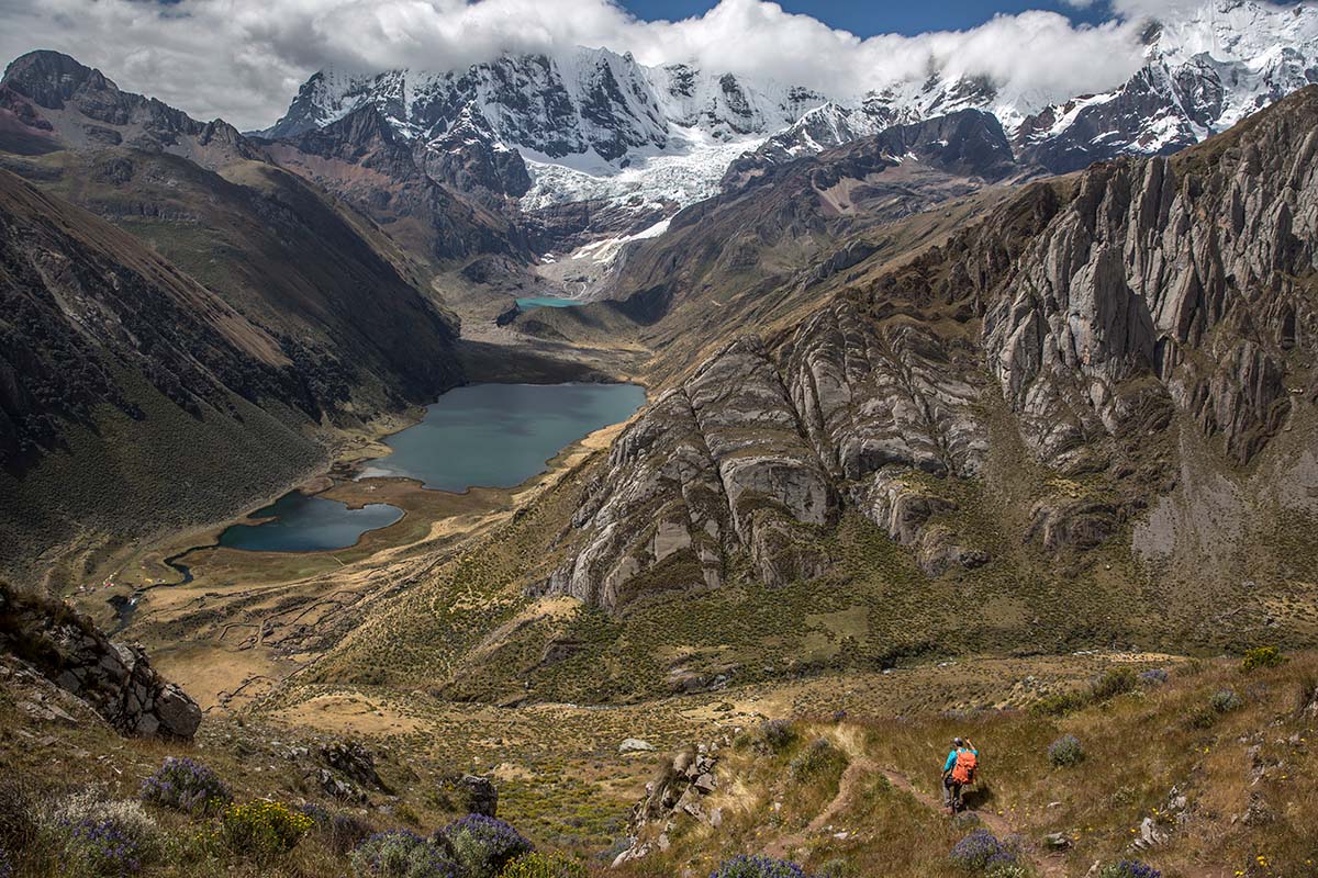 Cordillera Huayhuash (descending)