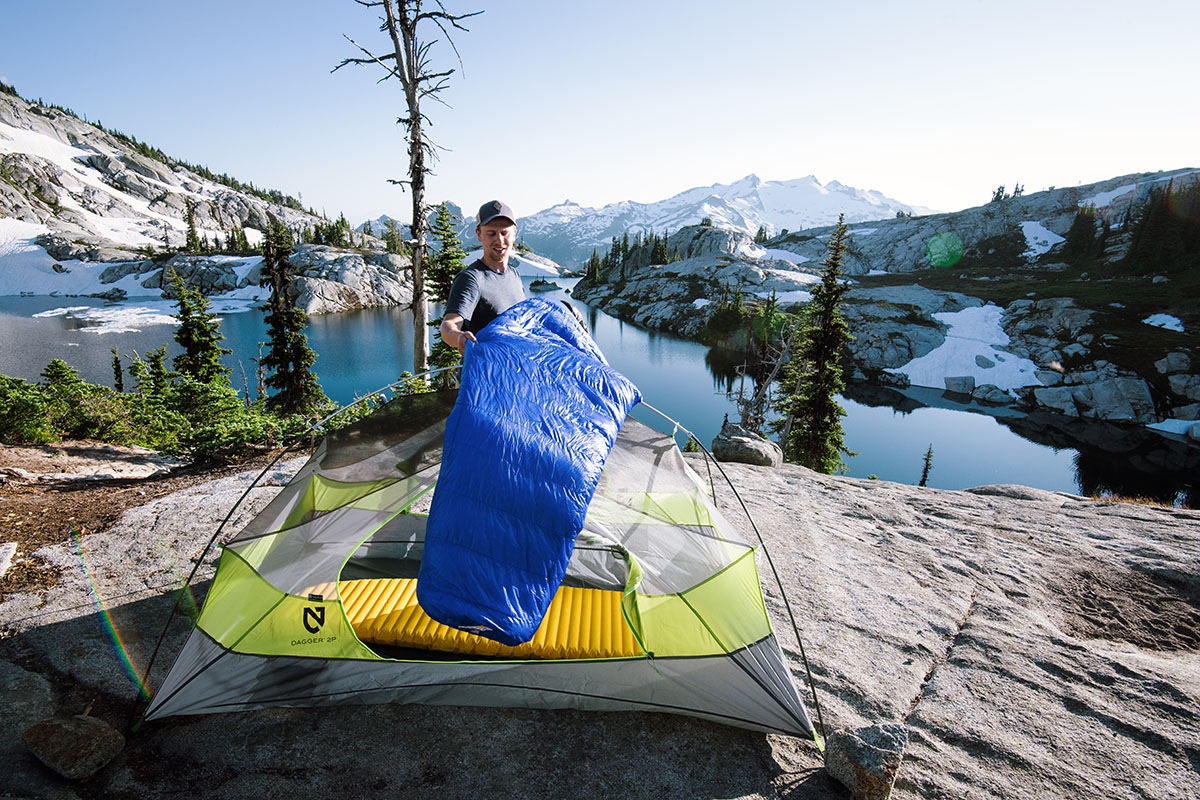 Sleeping bag (Western Mountaineering UltraLite drying out)