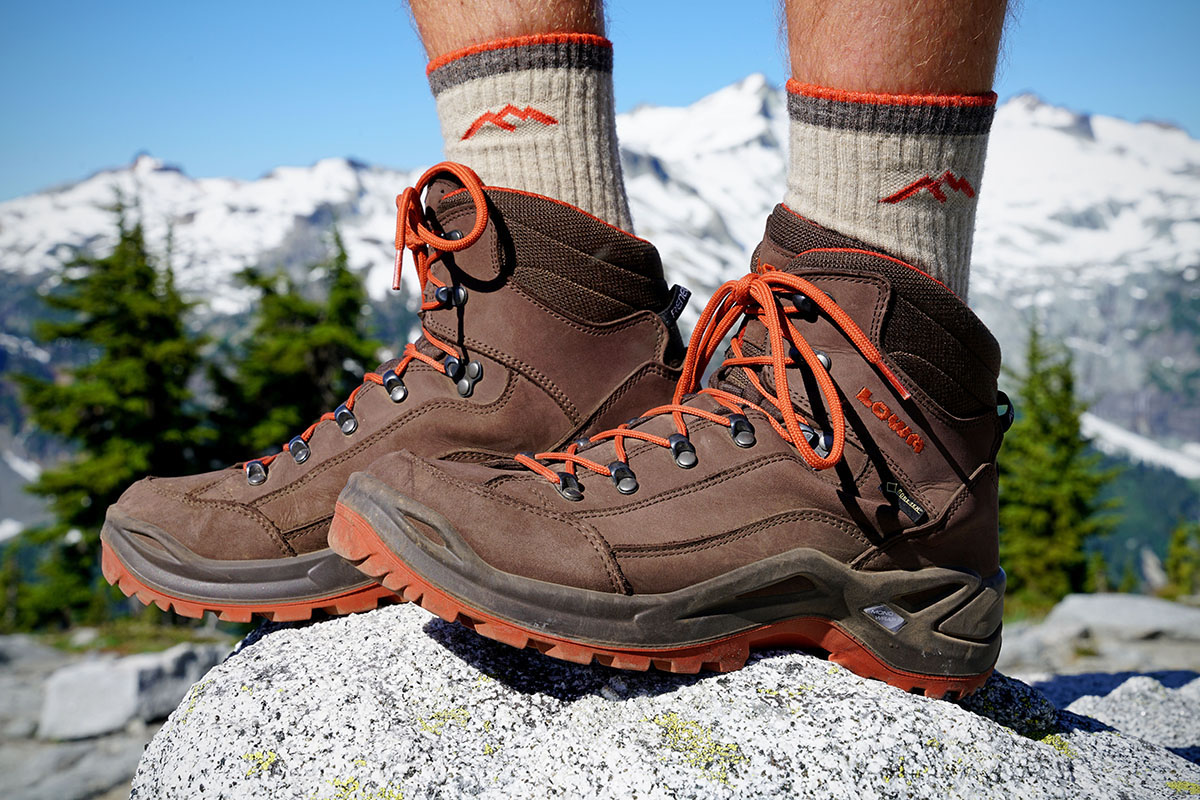 hiking boots reviews