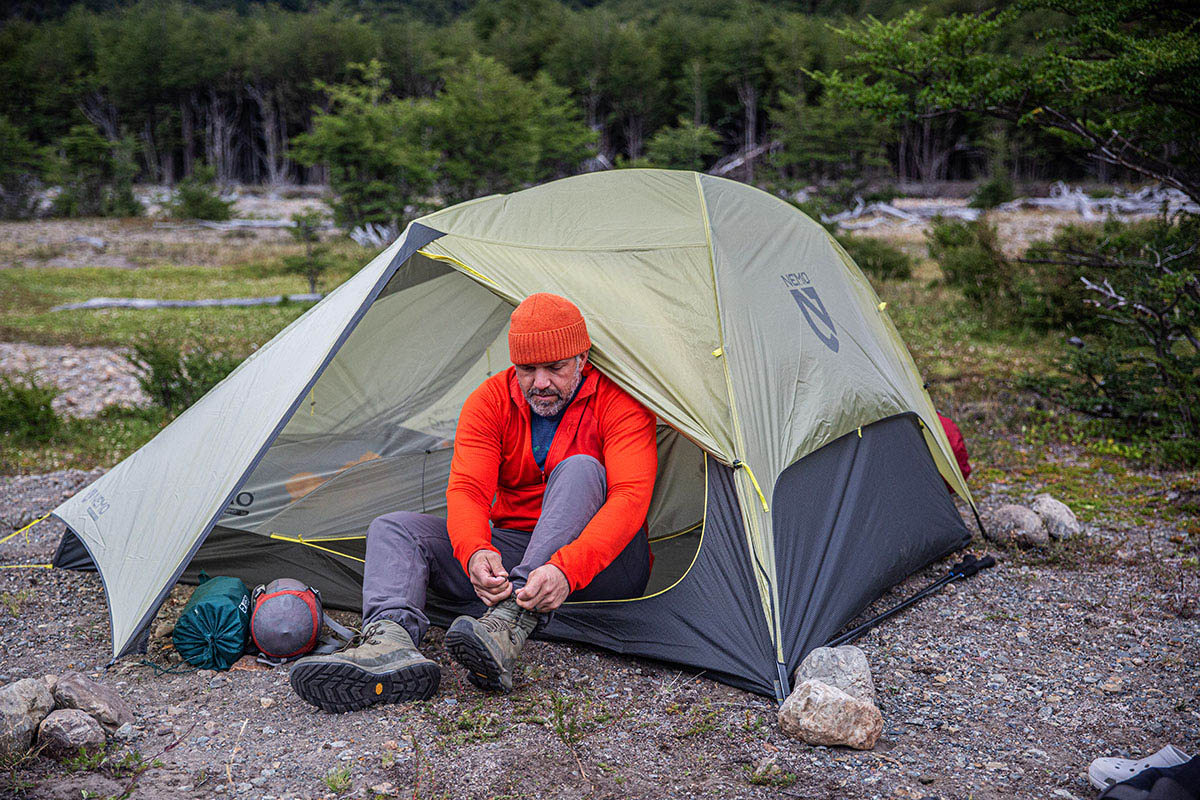 NEMO Hornet OSMO 3P backpacking tent (putting on shoes)